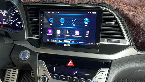 HYUNDAI ELANTRA / 17'~19' / 9吋